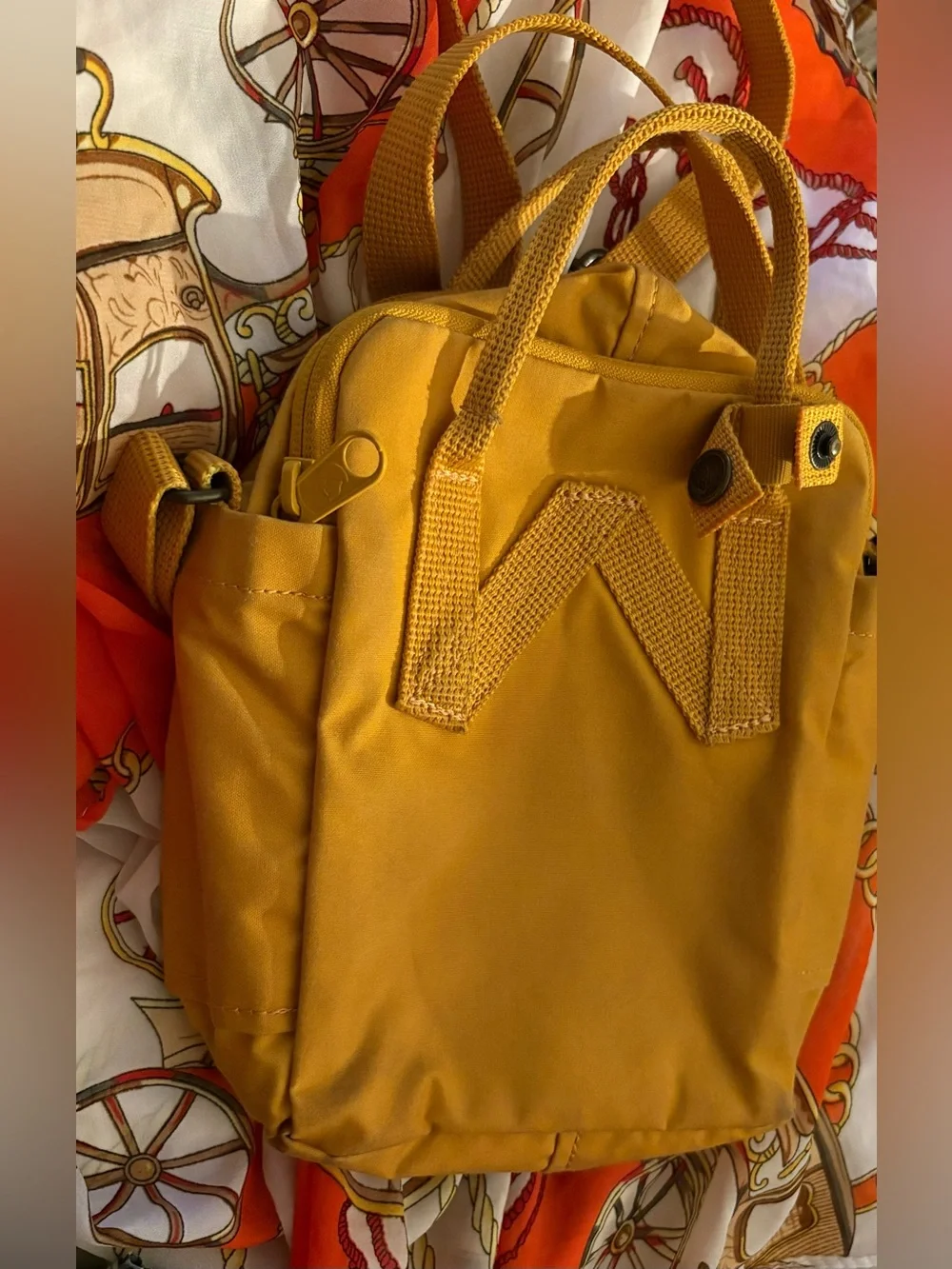 Fjällräven Kånken Sling | Australia Mini - Mustard Yellow crossbody